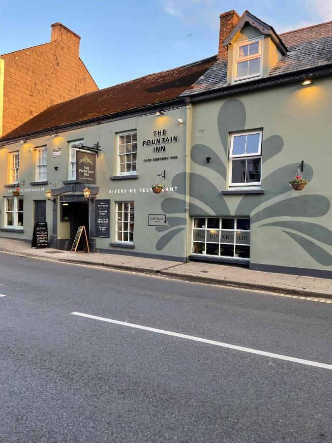 The Fountain Inn & Riverside Restaurant Okehampton Buitenkant foto
