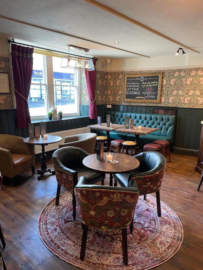 The Fountain Inn & Riverside Restaurant Okehampton Buitenkant foto